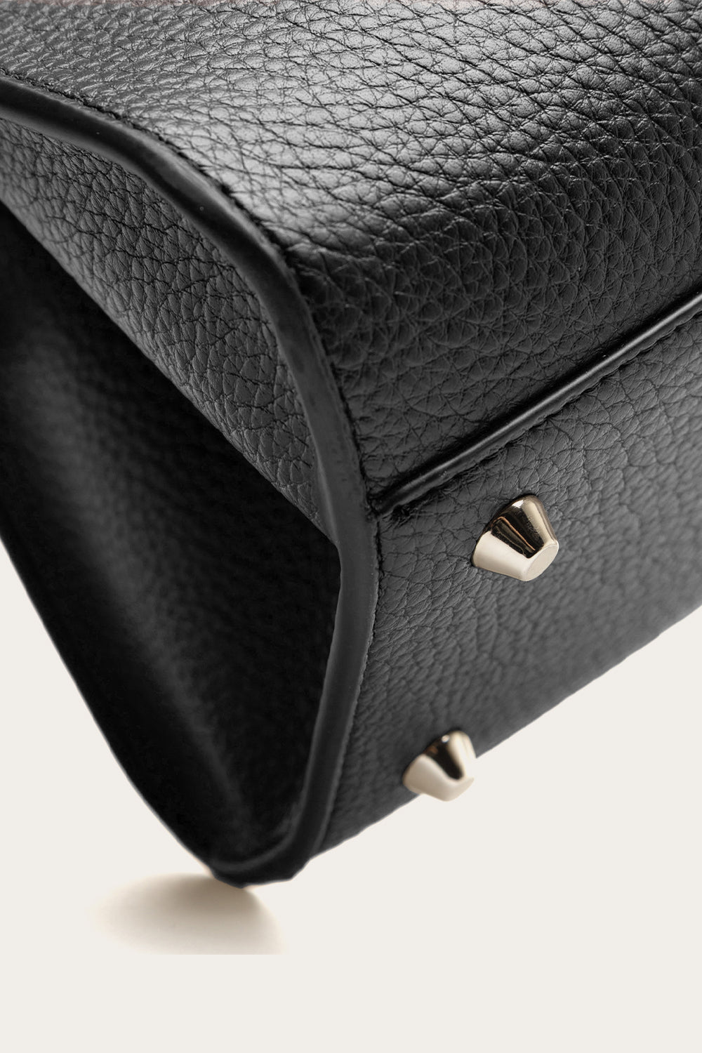 Leanora Bag Black